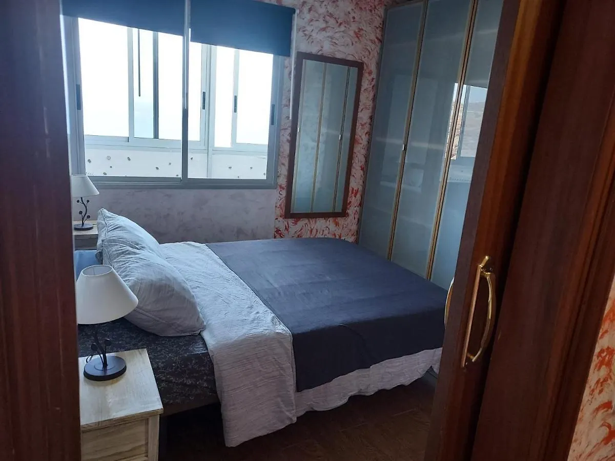 Apartment On The Beach And Ocean Sounds Fasnia