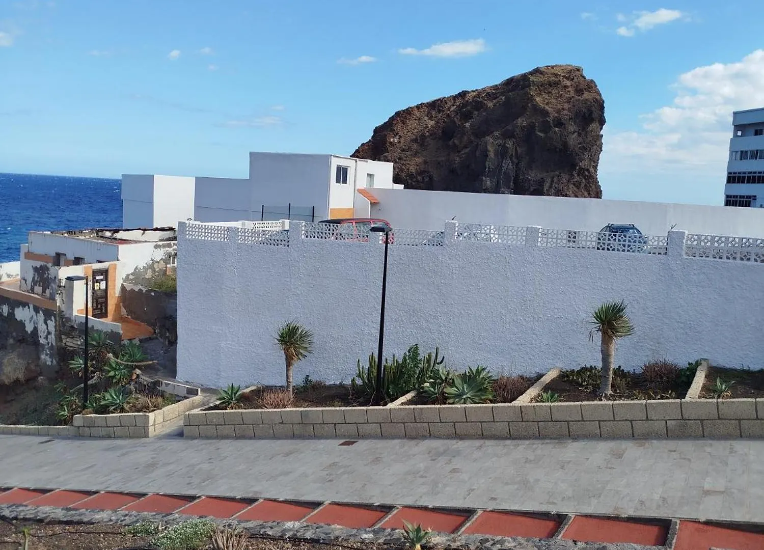 Apartment On The Beach And Ocean Sounds Fasnia